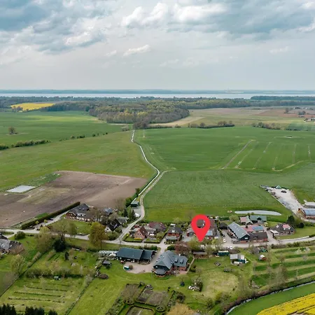 Nahe Kiel, Neues An Der Ostsee Mit Sauna,kamin Und Garten,parkplatz,5 Betten, 3 Schlafzimmer * Osdorf