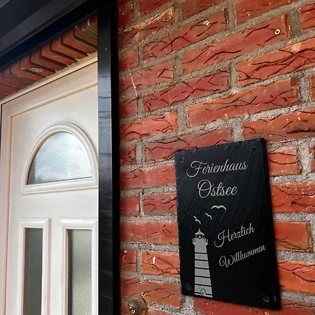 Nahe Kiel, Neues An Der Ostsee Mit Sauna,kamin Und Garten,parkplatz,5 Betten, 3 Schlafzimmer Osdorf